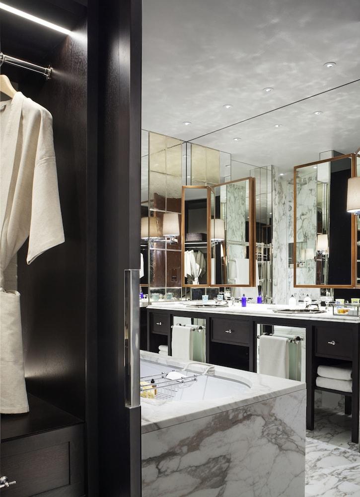 Rosewood London photo 2