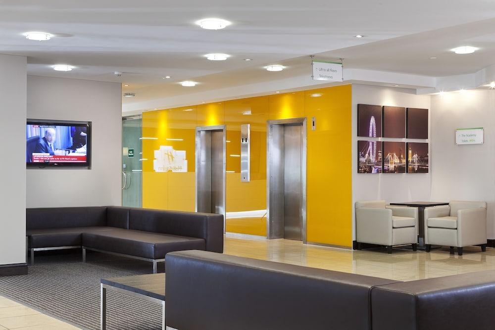 HOLIDAY INN REGENT'S PARK photo 3