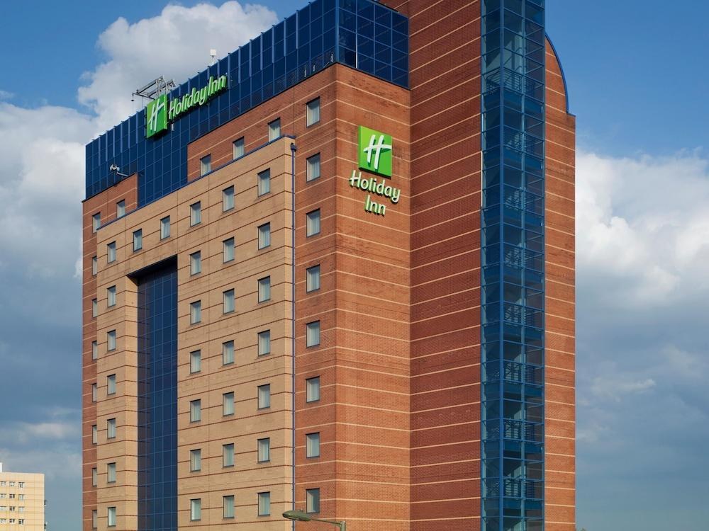 HOLIDAY INN BRENT CROSS photo 2