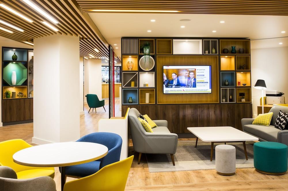 HOLIDAY INN LONDON WEMBLEY photo 4