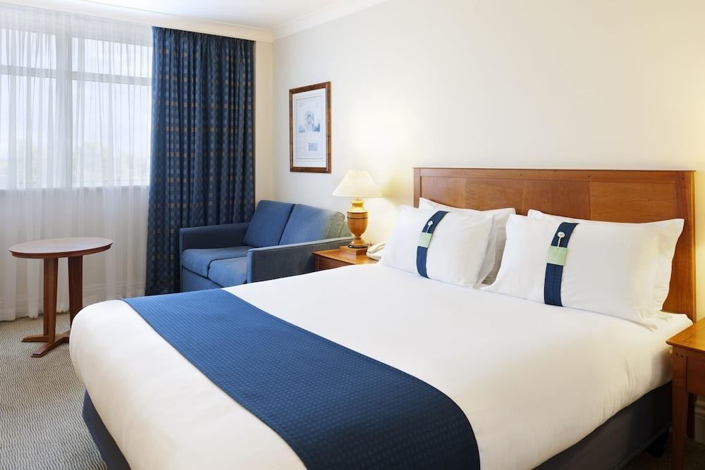 HOLIDAY INN YORK photo 4