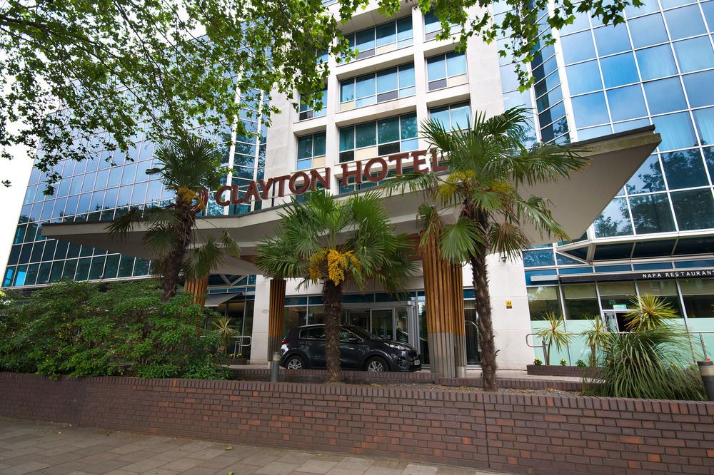 CLAYTON HOTEL CHISWICK photo 1