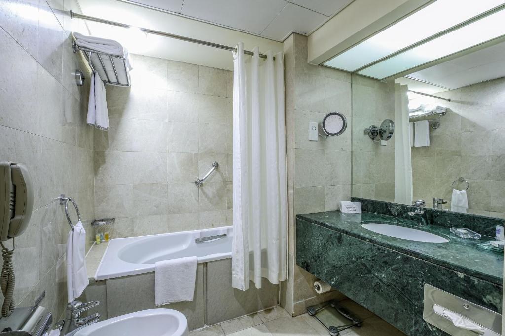 Millennium Downtown Abu Dhabi photo 3