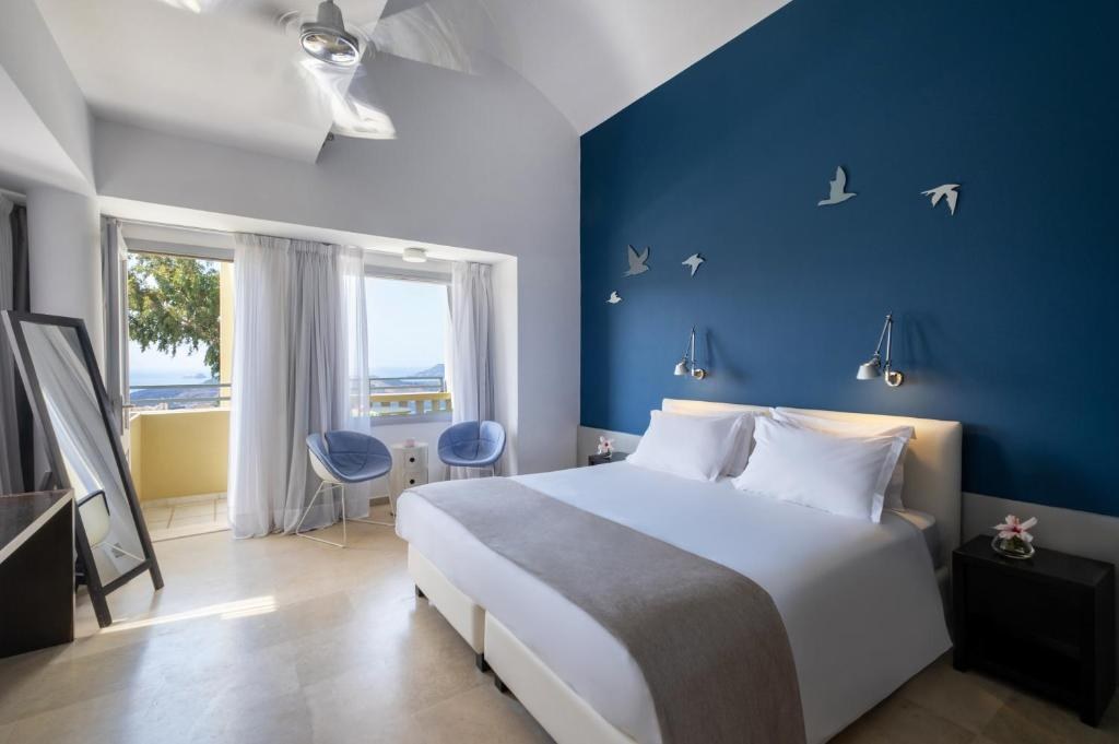 THE MAJESTIC HOTEL SANTORINI photo 1