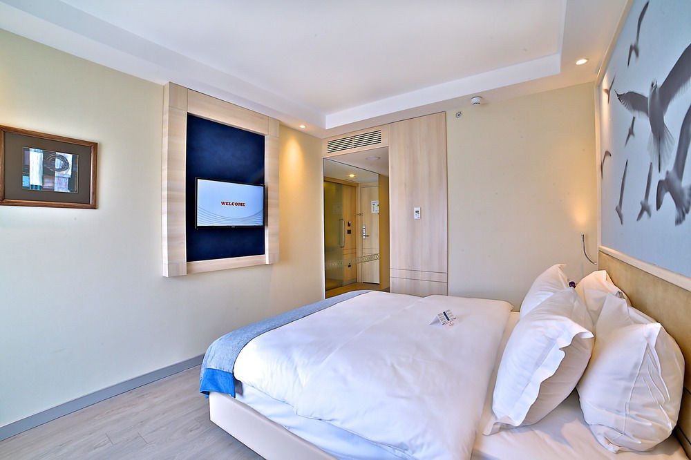 RAMADA ISTANBUL OLD CITY photo 1