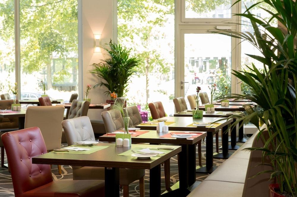 HOLIDAY INN DUSSELDORF-NEUSS photo 3