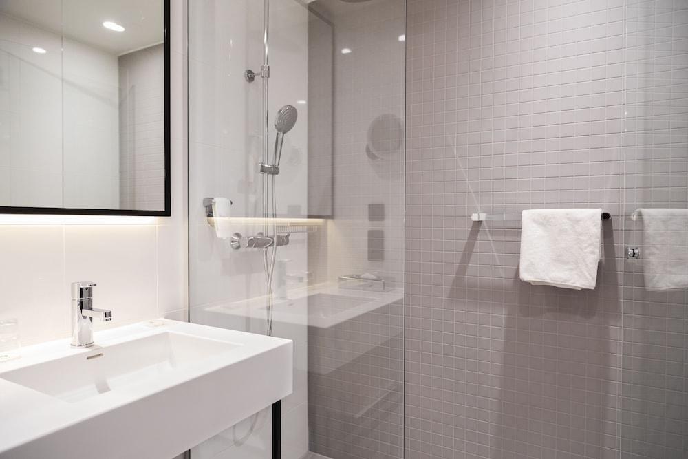 Holiday Inn Helsinki - Expo photo 2