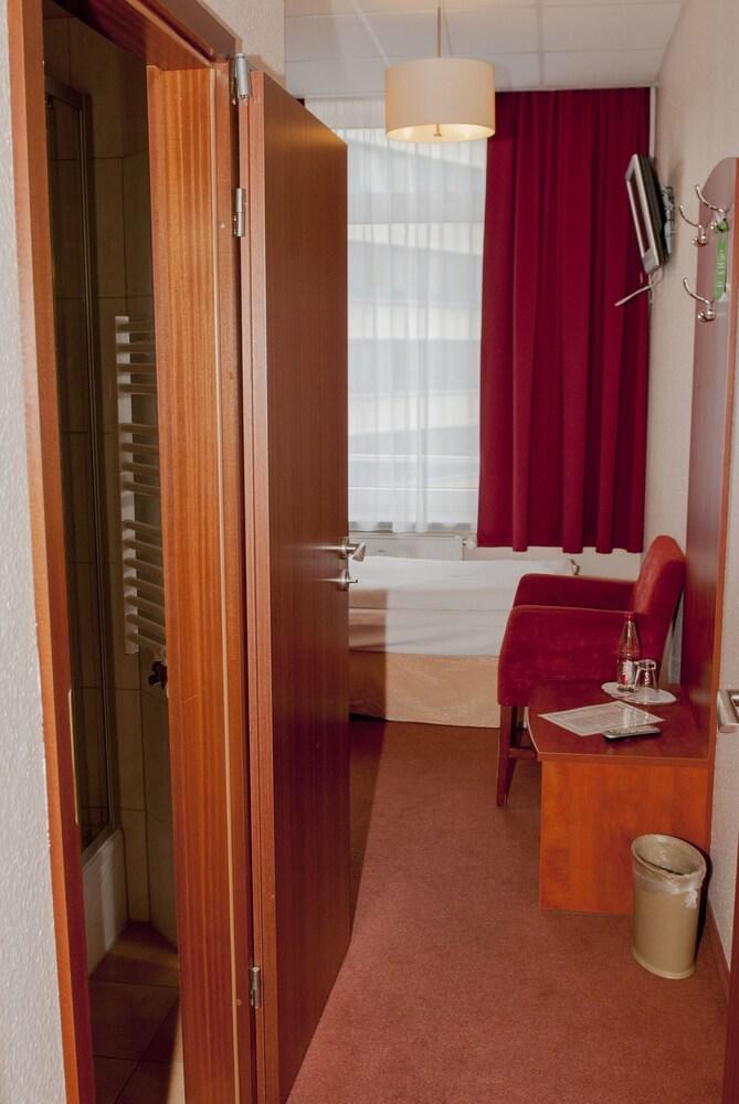 RESIDENCE AM HAUPTBAHNHOF photo 3
