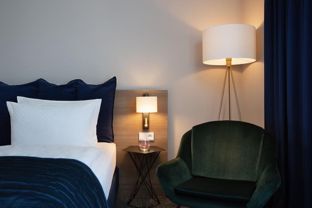 HOLIDAY INN CITY CENTER EAST PRENZLAUER photo 2