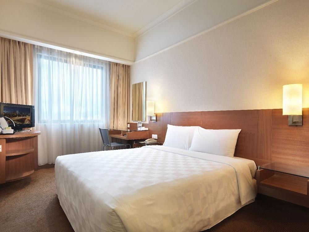 CITITEL MID VALLEY photo 3