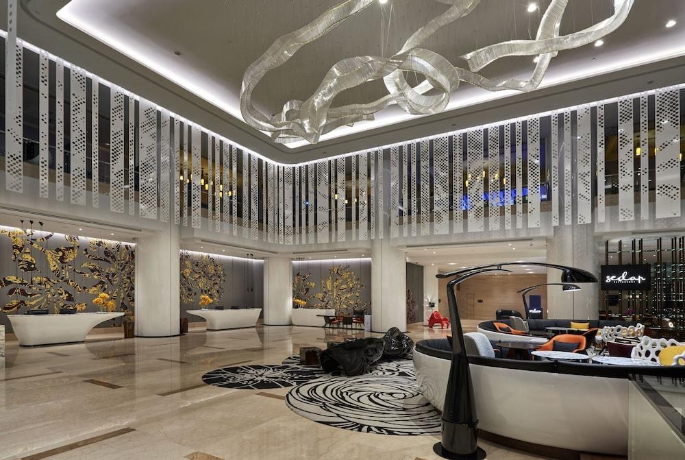 Pullman Kuala Lumpur City Centre Hotel and Residences photo 2
