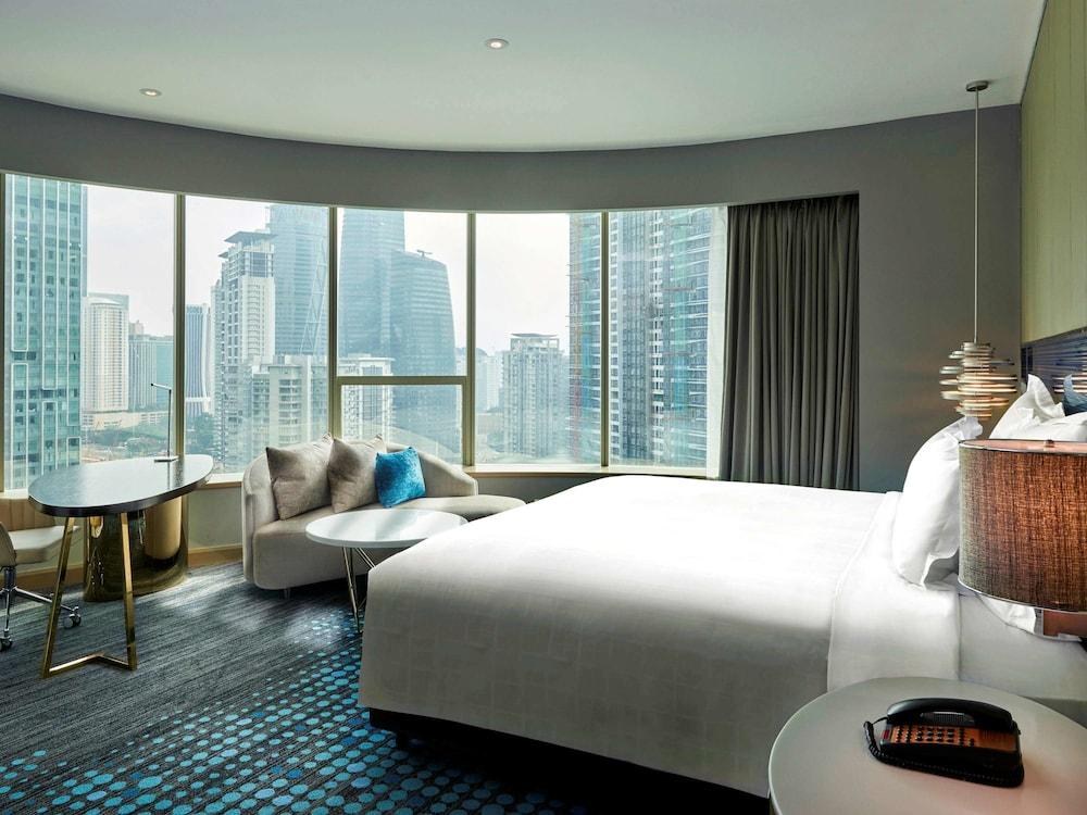 Pullman Kuala Lumpur City Centre Hotel and Residences photo 4