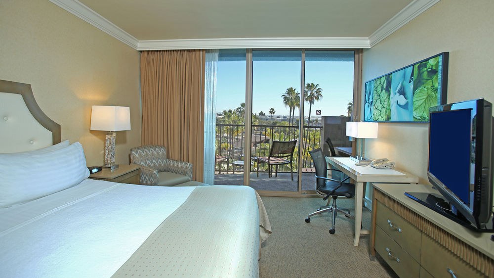 HOLIDAY INN SAN DIEGO BAYSIDE