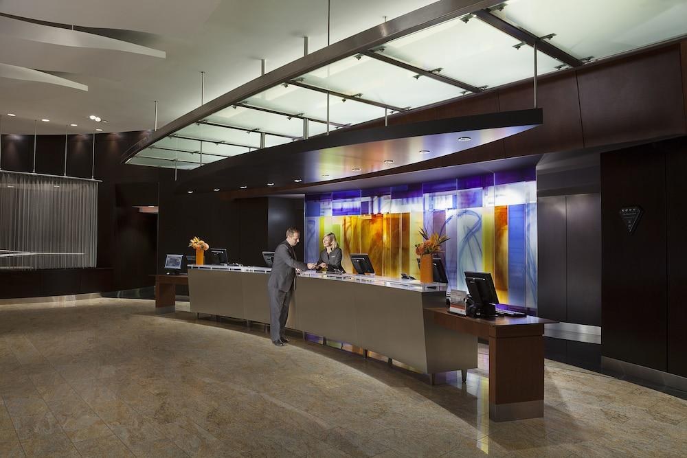 INTERCONTINENTAL TORONTO CENTRE photo 3