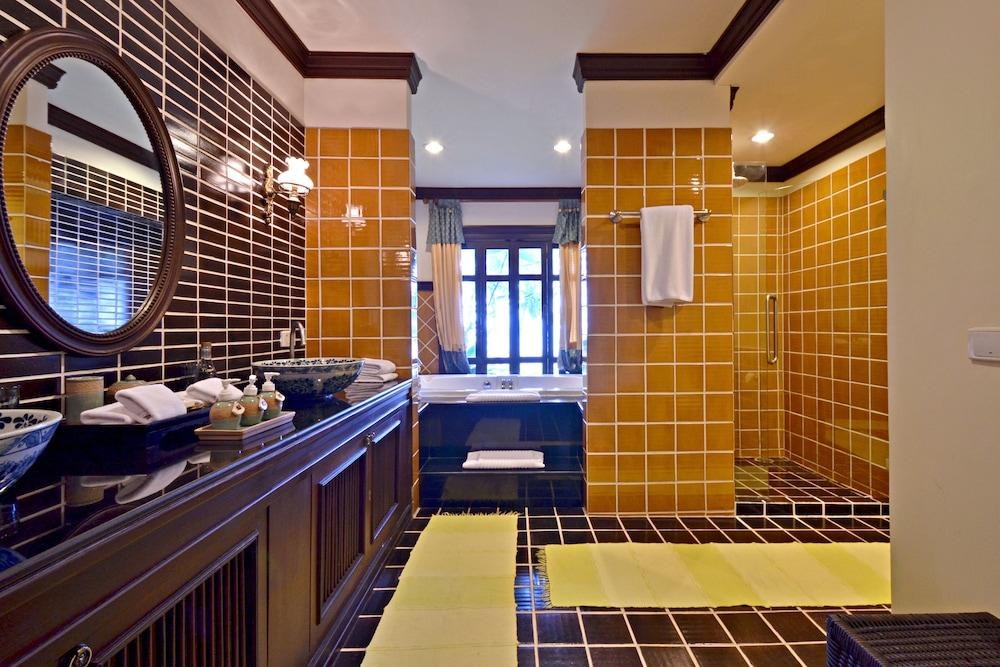 Wora Bura Hua Hin Resort And Spa photo 2