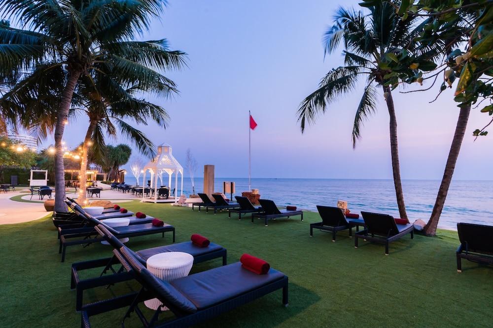 Wora Bura Hua Hin Resort And Spa photo 3