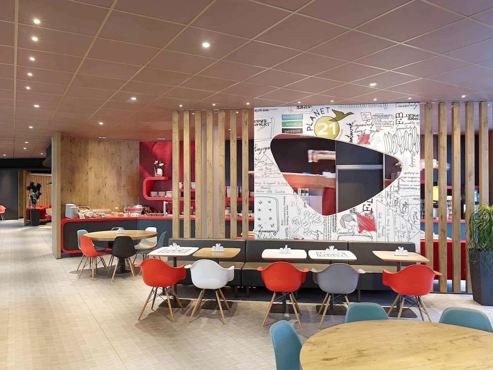 Ibis Cologne Centrum photo 2