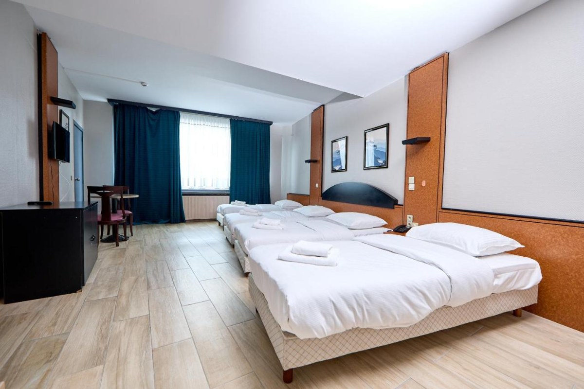 EUROPACITY HOTEL photo 2