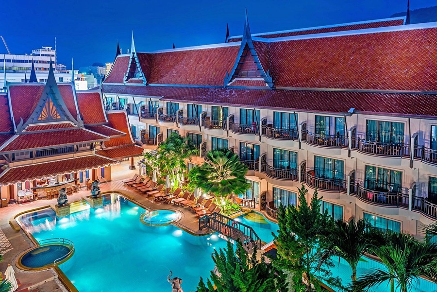 NIPA RESORT PATONG photo 1
