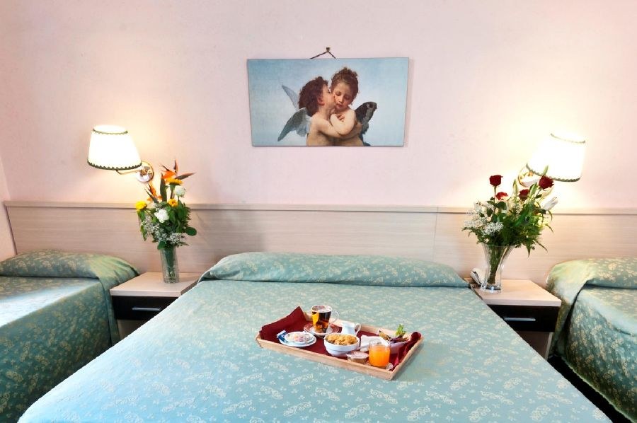HOTEL PRISCILLA photo 1