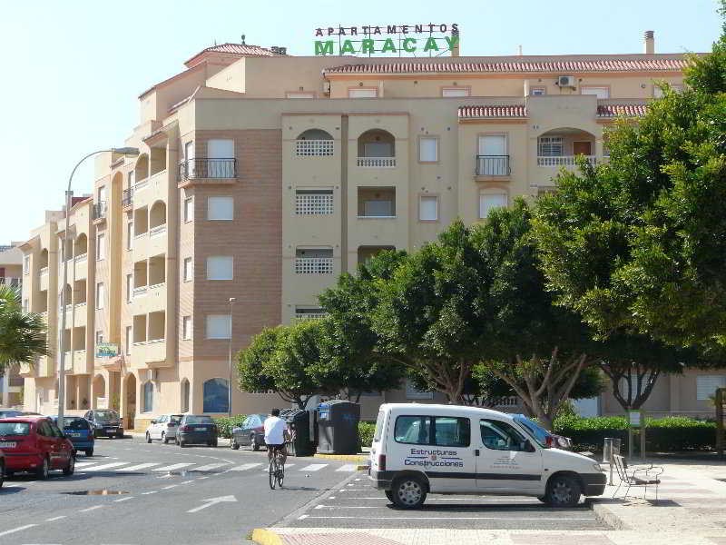 APARTAMENTOS MARACAY photo 2