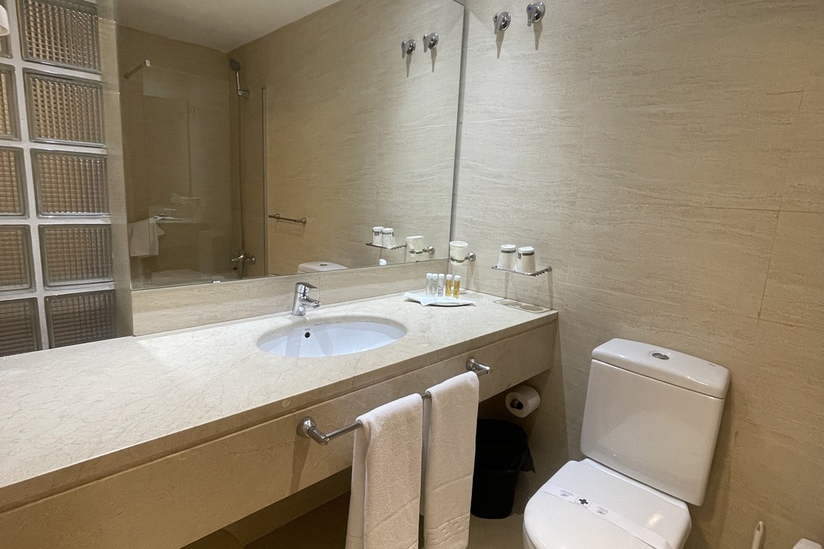 HOTEL NEPTUNO BY ON GROUP photo 4