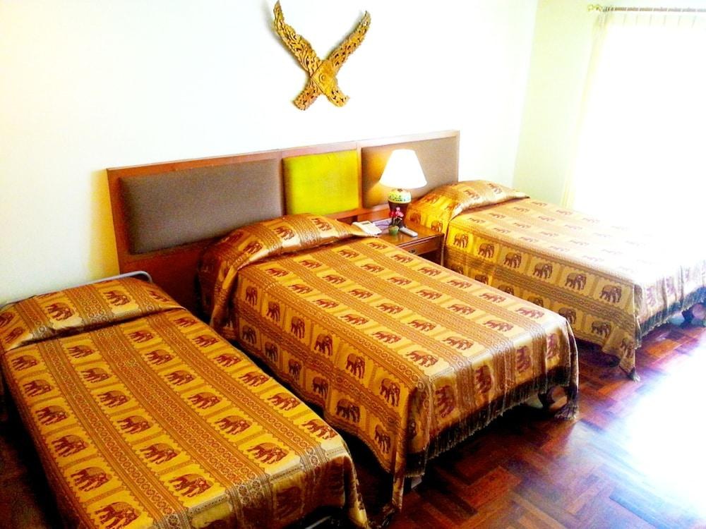 ROYAL IVORY SUKHUMVIT NANA BY COMPASS HOSPITALITY photo 4