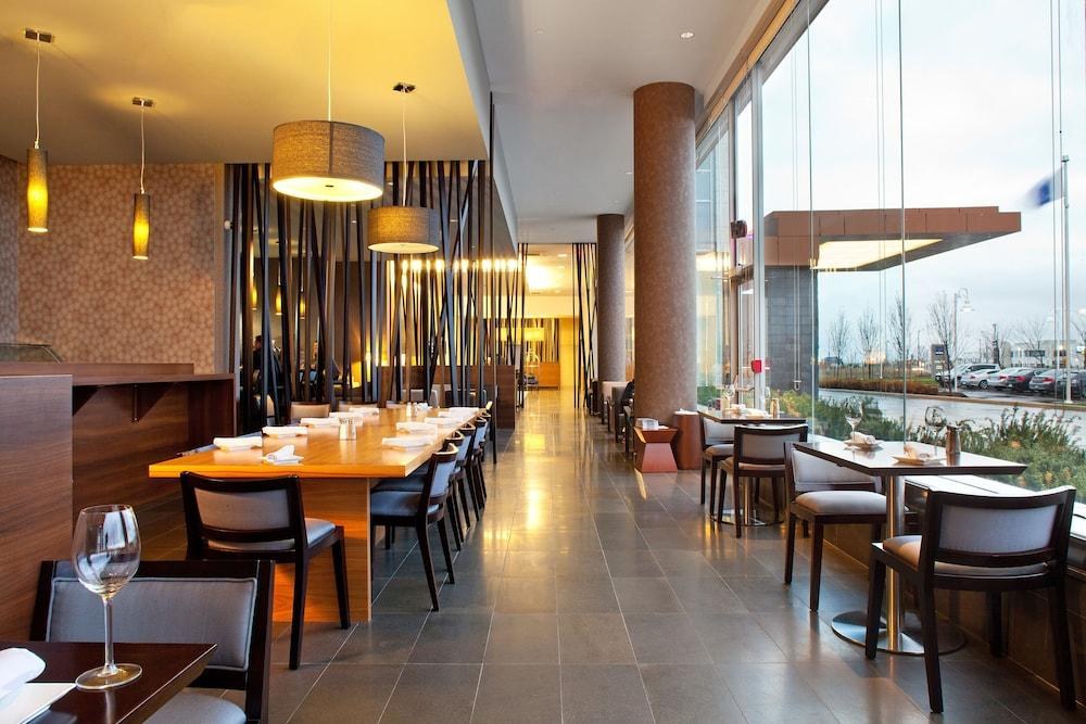 NOVOTEL TORONTO VAUGHAN CENTRE photo 4