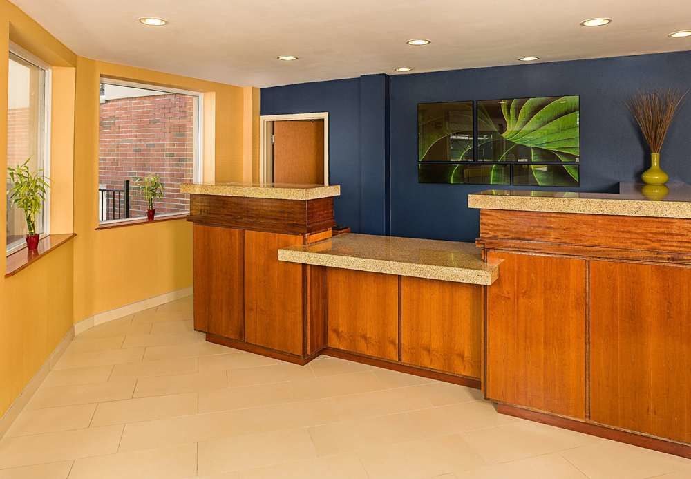 FAIRFIELD INN NEW YORK LAGUARDIA AIRPORT/FLUSHING photo 1
