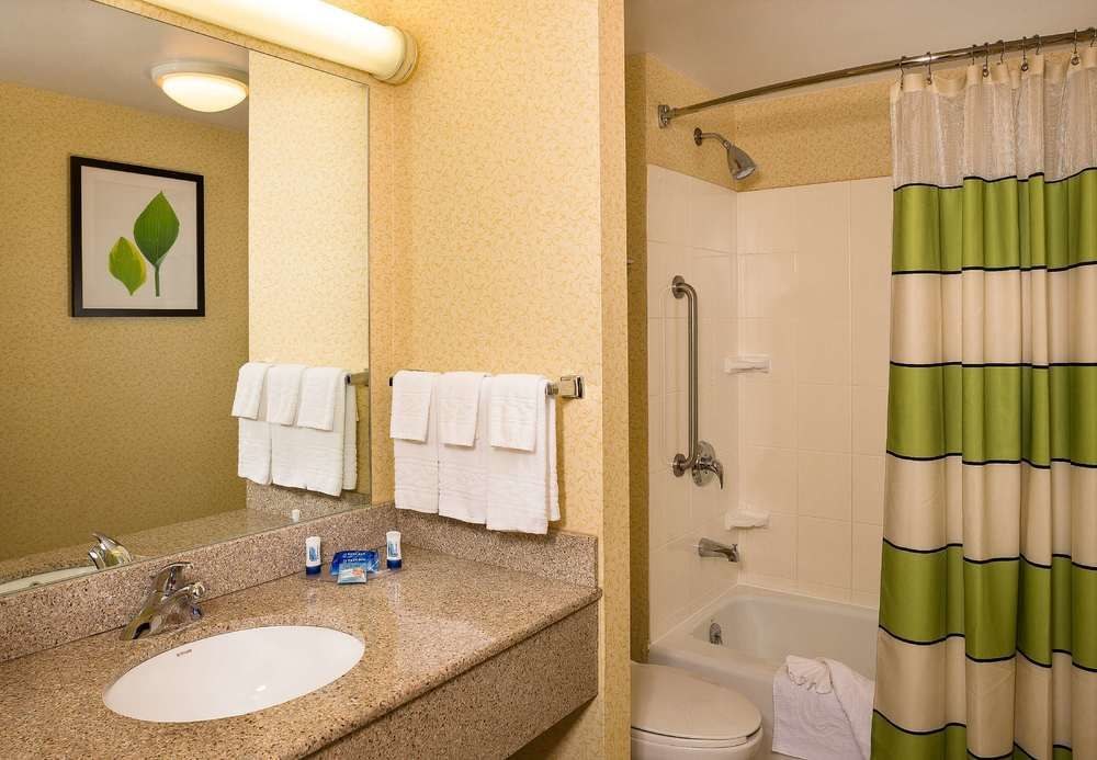 FAIRFIELD INN NEW YORK LAGUARDIA AIRPORT/FLUSHING photo 4