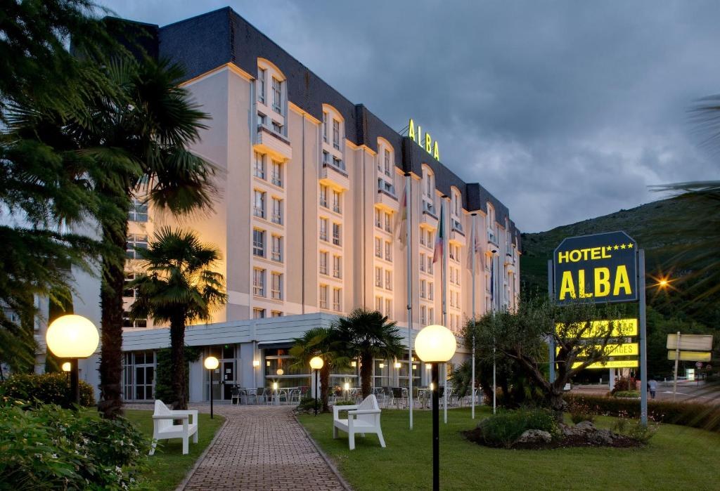 HOTEL ALBA
