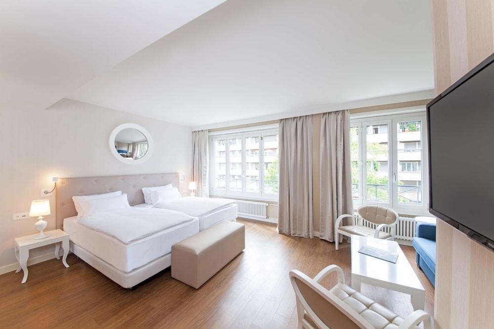 NH GENEVA CITY photo 3
