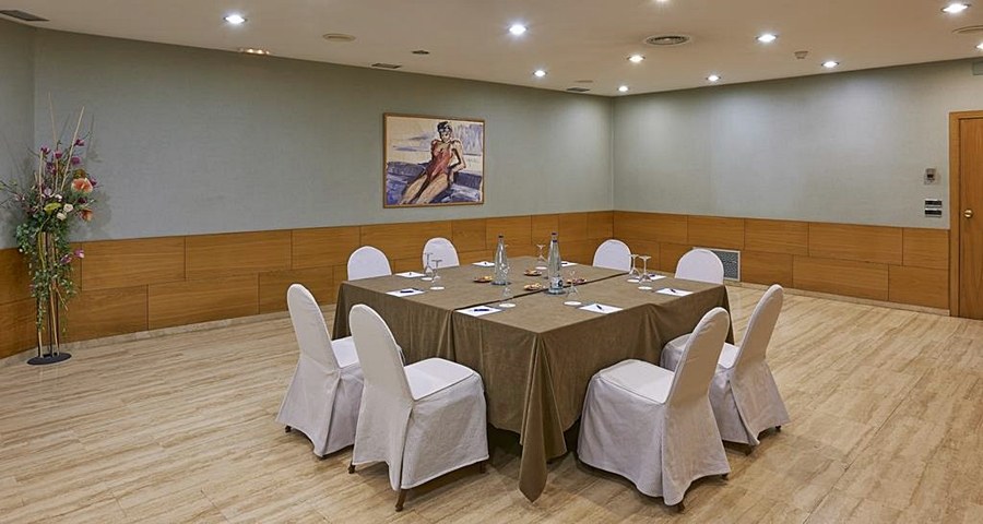 ISTAY BY NH ZARAGOZA SPORT HOTEL photo 4