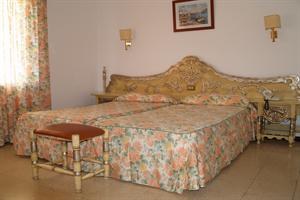 HOSTAL DEL SOL photo 3