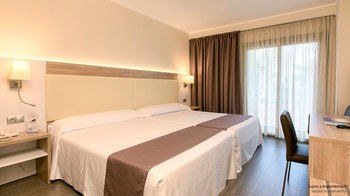 Hotel Benidorm East by Pierre & Vacances