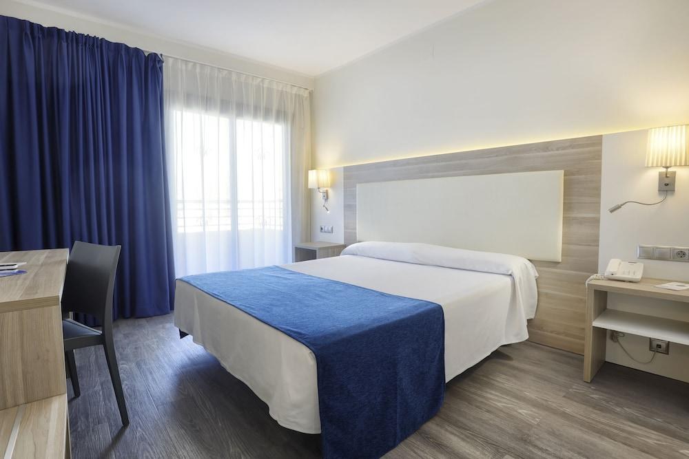 Hotel Benidorm East by Pierre & Vacances photo 2