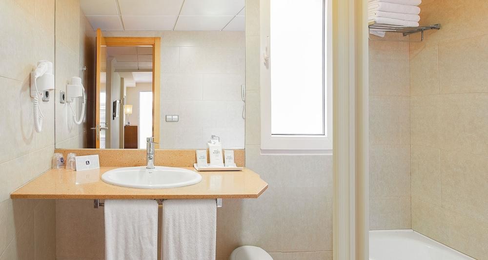RH Casablanca Suites photo 3