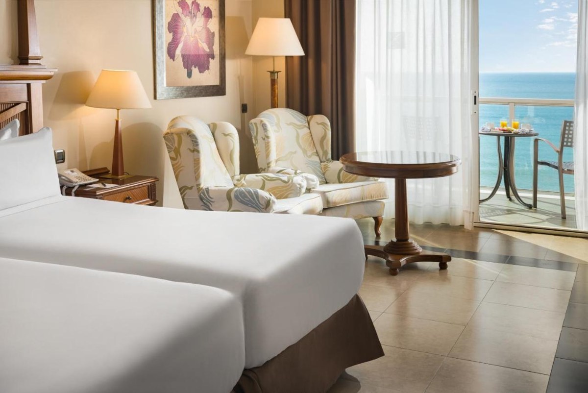 ELBA ESTEPONA GRAN HOTEL & THALASSO SPA photo 2