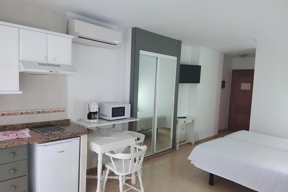 APARTAMENTOS PEZ AZUL photo 4