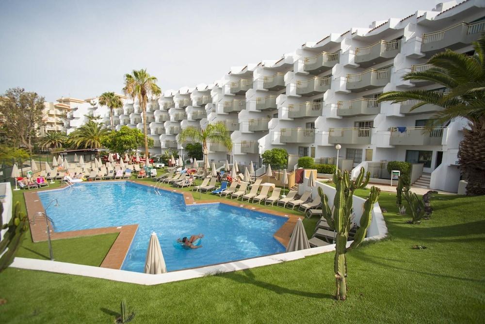 PLAYAOLID SUITES & APARTMENTS