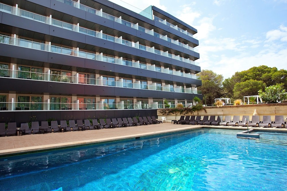 IPANEMA BEACH HOTEL