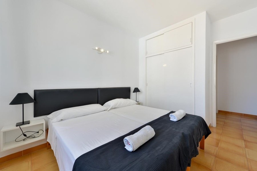 APARTAMENTOS SAN ANTONIO BEACH photo 2