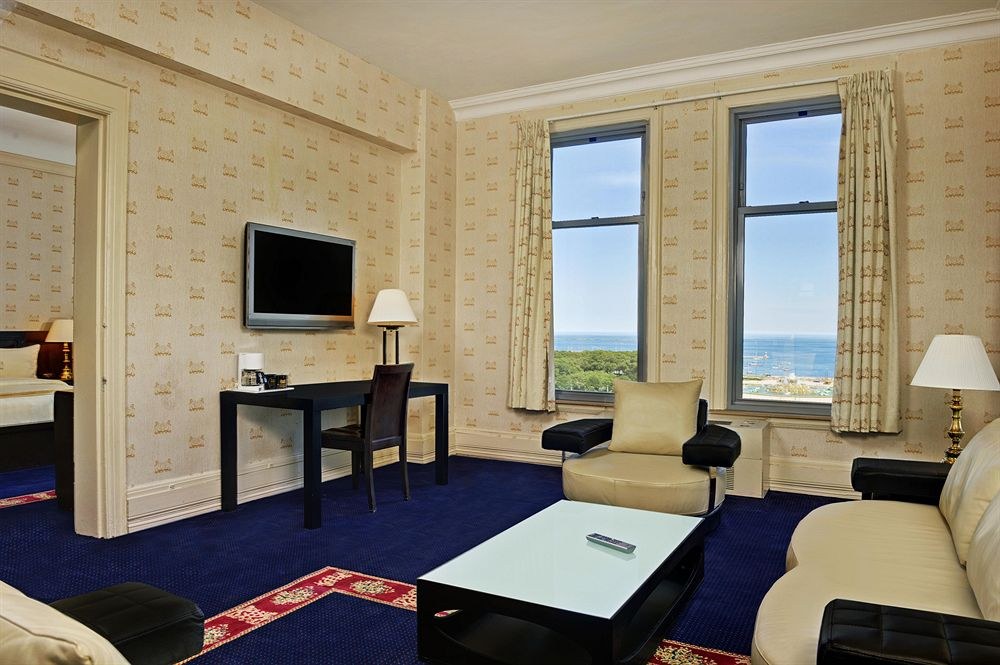 THE CONGRESS PLAZA HOTEL photo 1