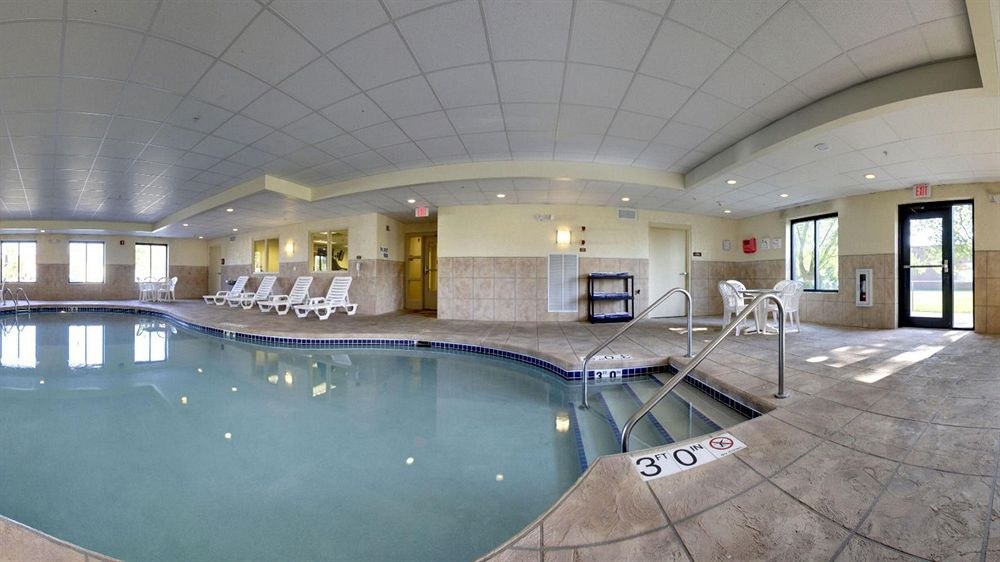 SLEEP INN & SUITES photo 1