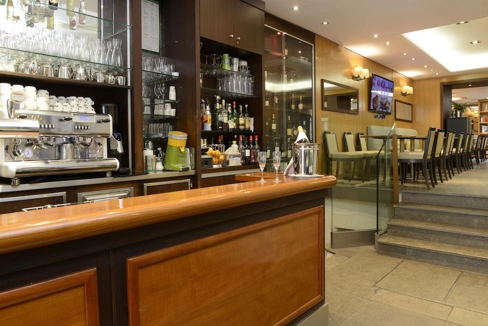 HOTEL BAC SAINT GERMAIN photo 2