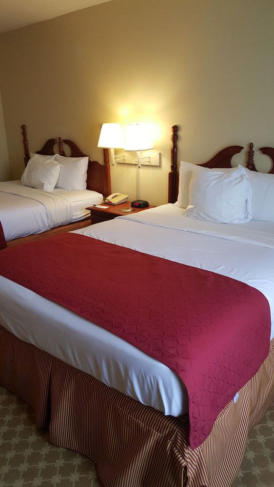Spark by Hilton Orlando Universal Blvd