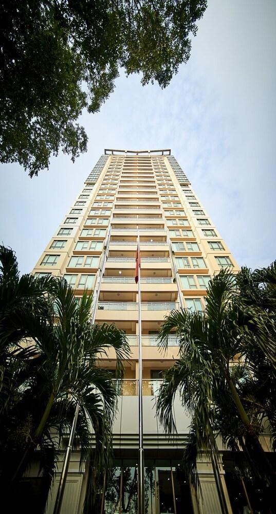 Sherwood Residence photo 3