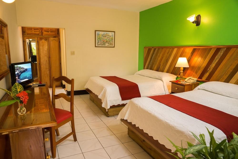 LEGENDS BEACH RESORT photo 3