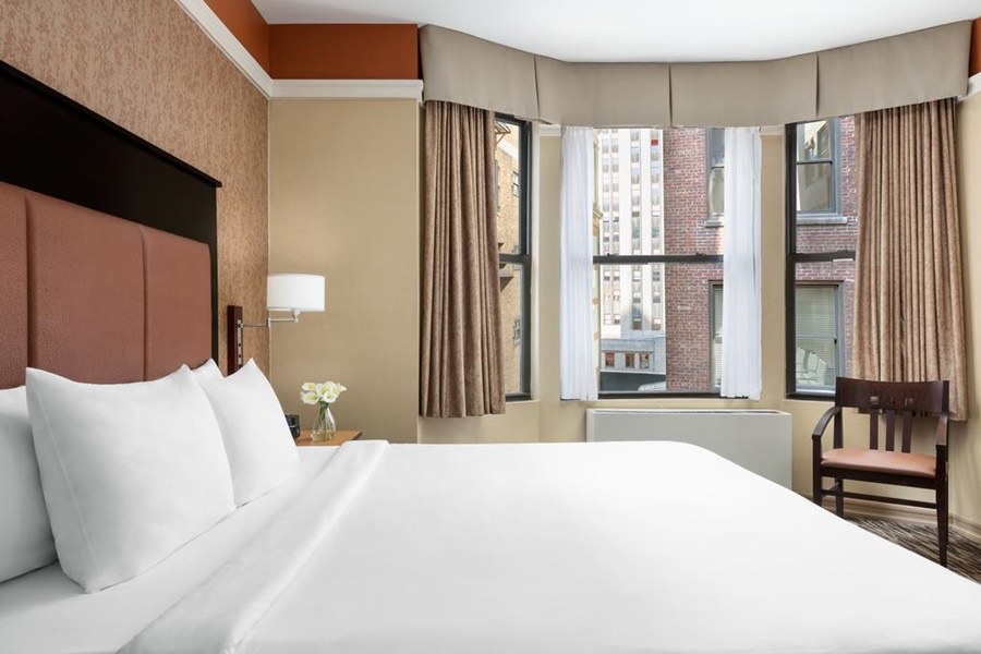 THE HOTEL @ FIFTH AVENUE photo 4