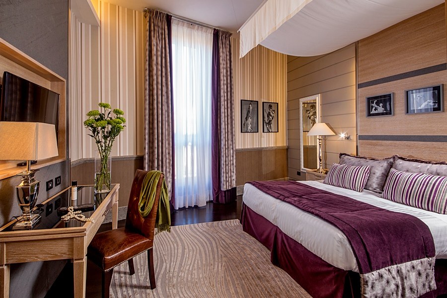 INN AT THE SPANISH STEPS photo 4